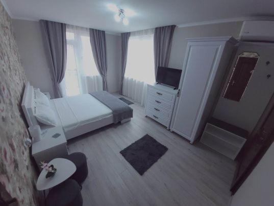 Bed and Breakfast Casa Leahu Бэйле-Уну-Май Экстерьер фото